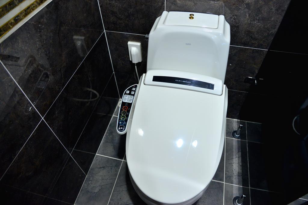 Seom Guesthouse Сеогвипо Екстериор снимка