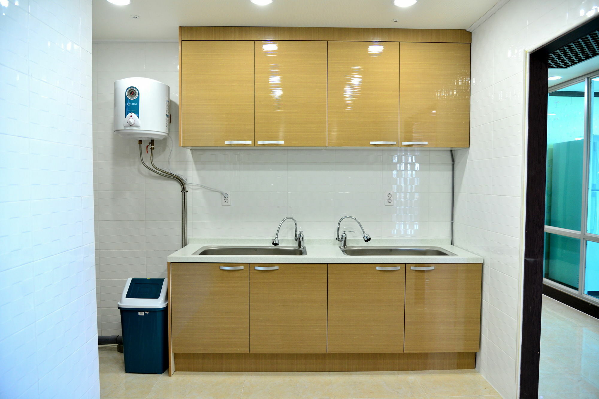 Seom Guesthouse Сеогвипо Екстериор снимка